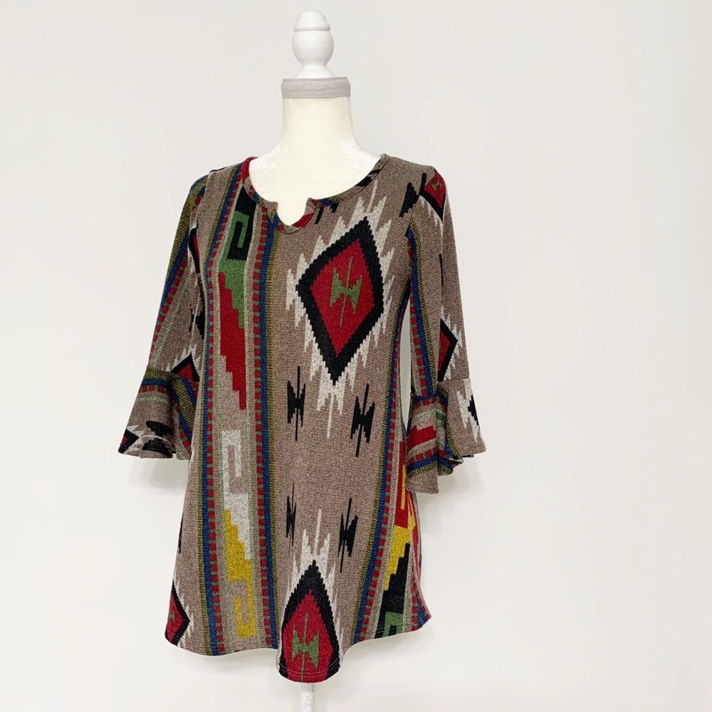 Rod’s True Western Aztec Flutter Sleeve Top - Size S